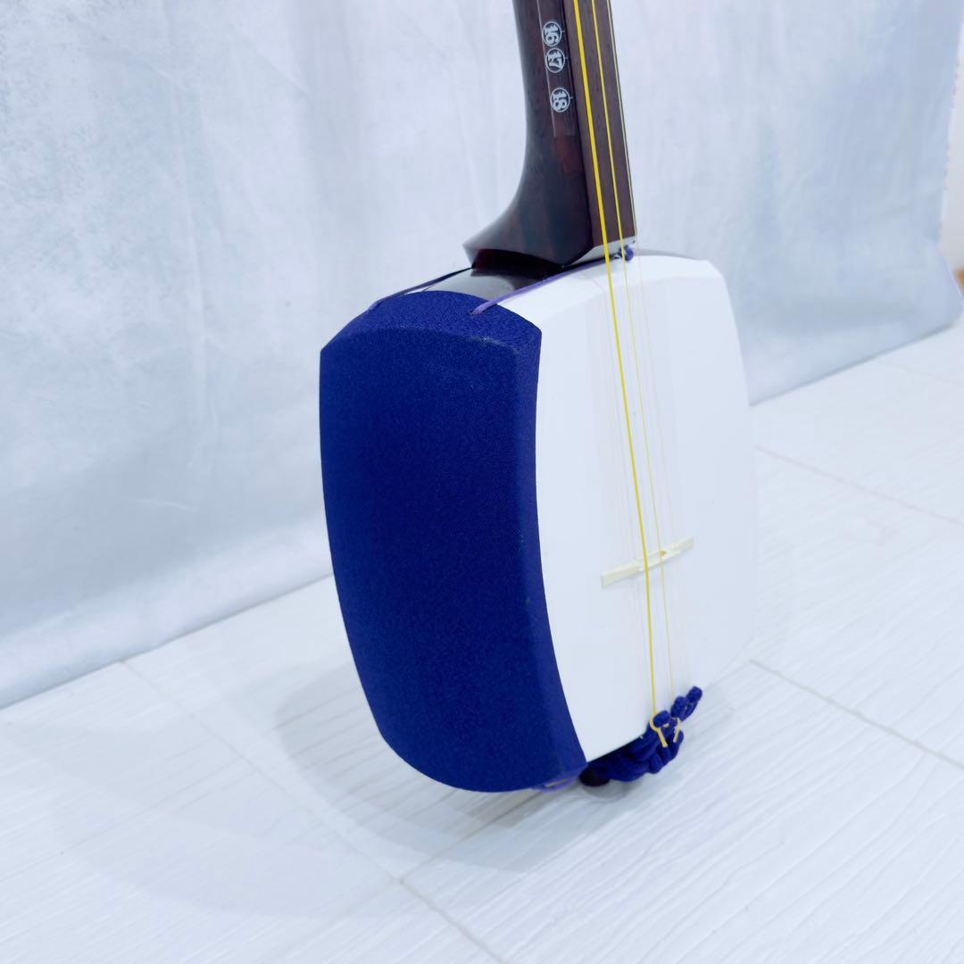 津軽三味線 太棹 紅木 撥付き