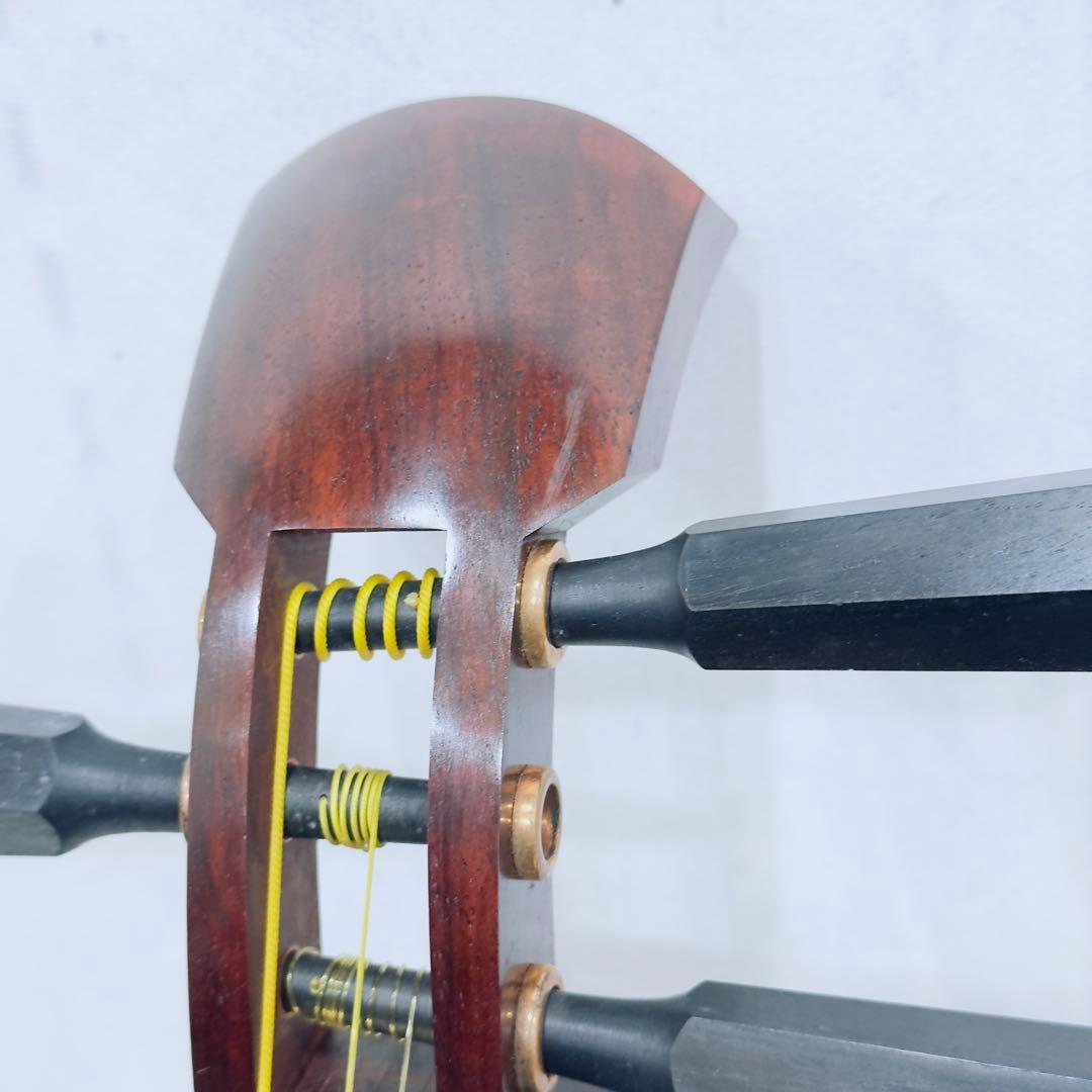 津軽三味線 太棹 紅木 撥付き