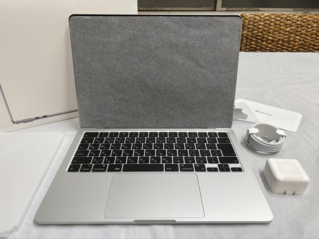 【新品・未使用】Apple MacBookAir M2 8GB SSD512GB