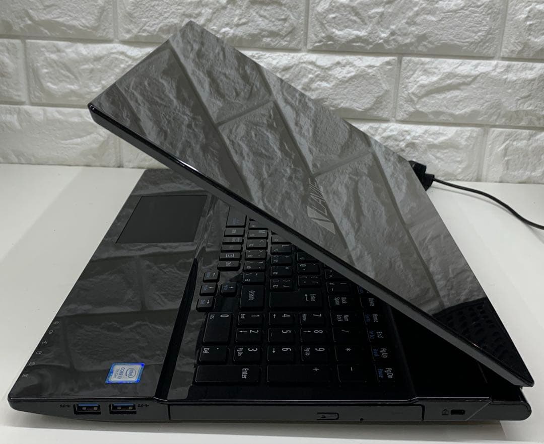 562 Blu-ray搭載✨NEC ノートCore i3 Office