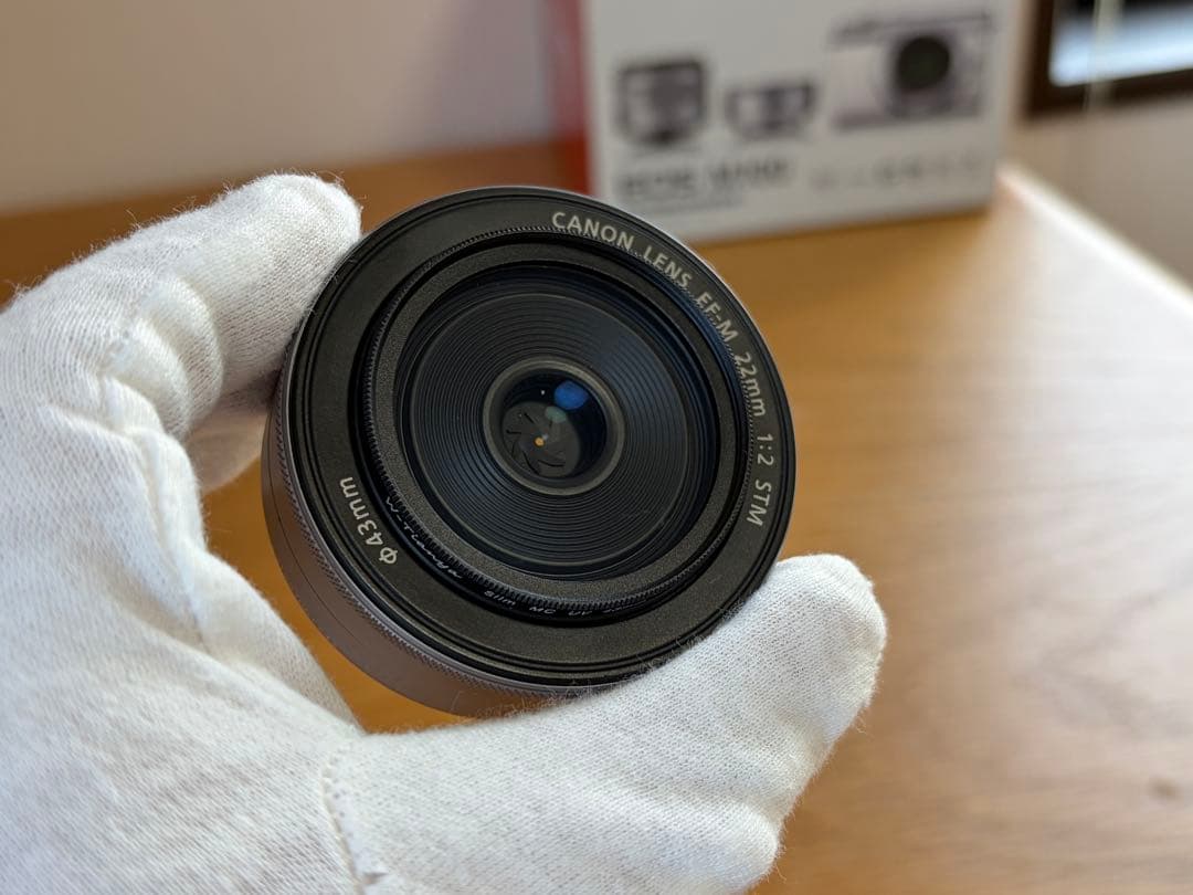 【美品】Canon EOS M100 グレー 本体 + レンズ 2本+ 付属品