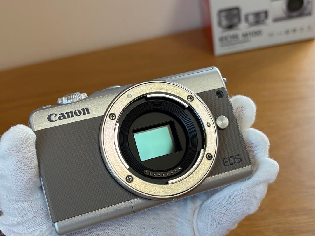 【美品】Canon EOS M100 グレー 本体 + レンズ 2本+ 付属品