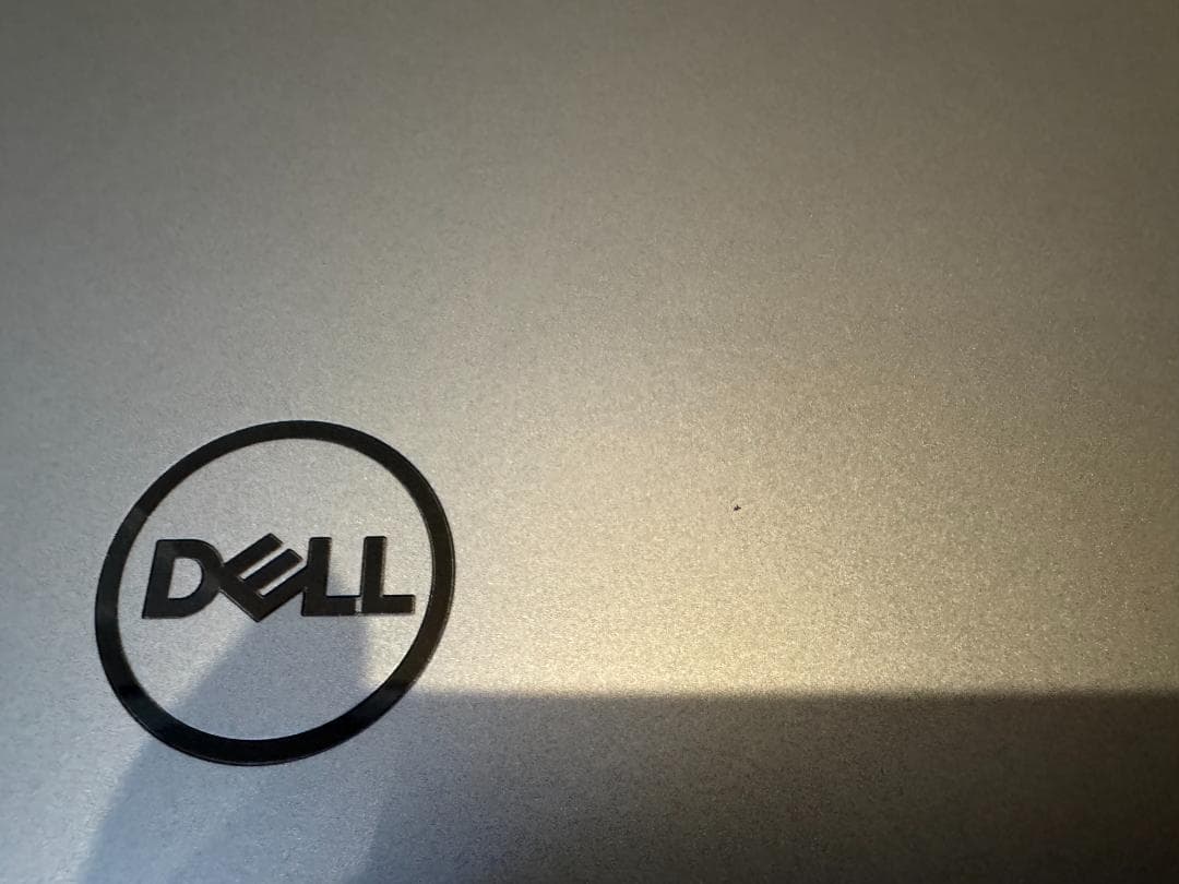 ノートパソコン DELL vostro5581
