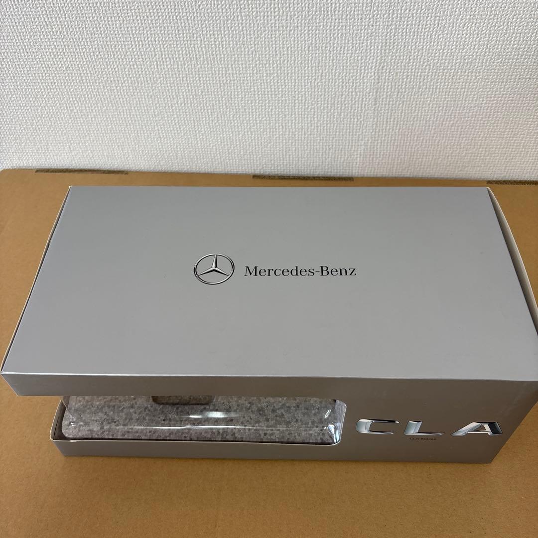 Mercedes Benz メルセデスベンツ CLA-CLASS 1/18