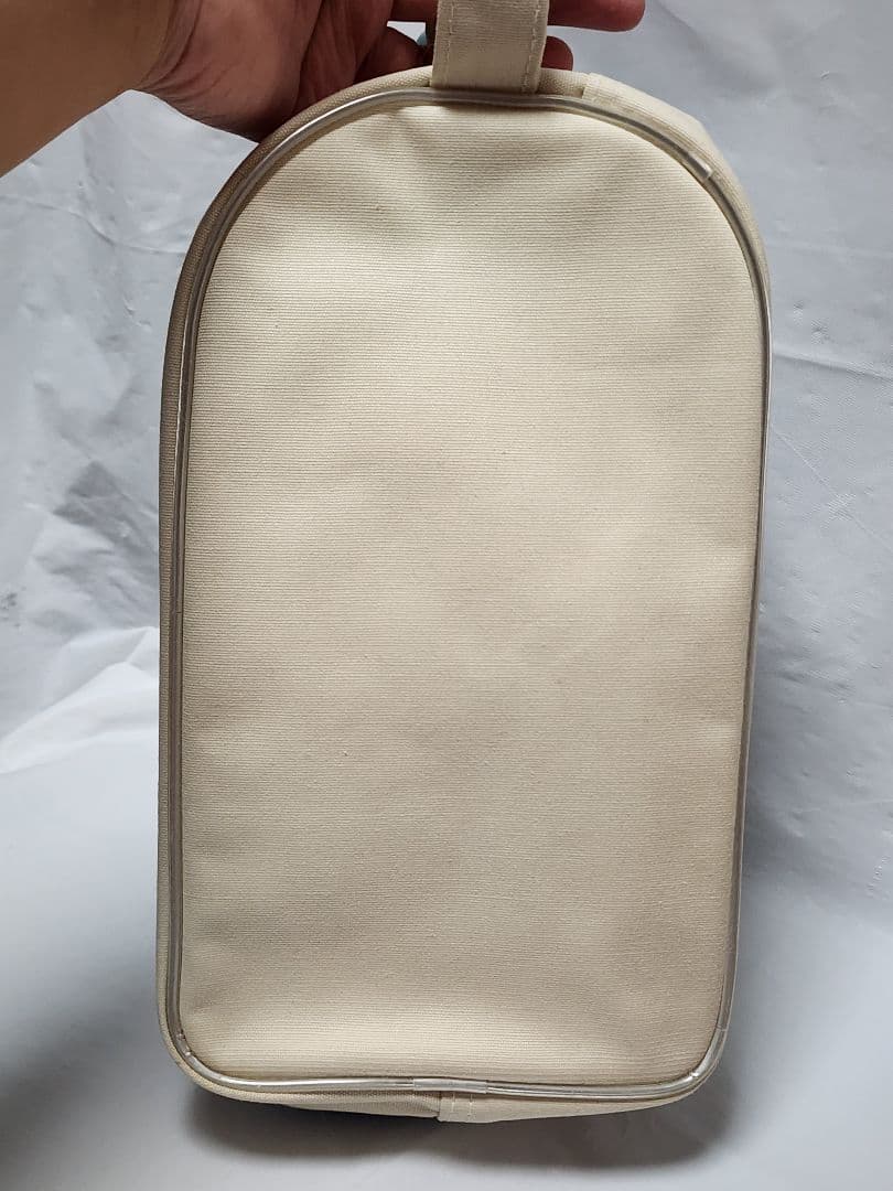 【当時品】サンリオ　マシュマロみたいなふわふわにゃんこのポーチ