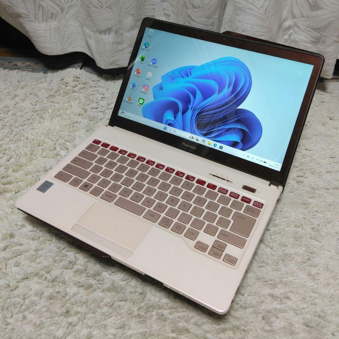 千74 特価 初期設定済み Office 小型 SSD　ノートパソコン