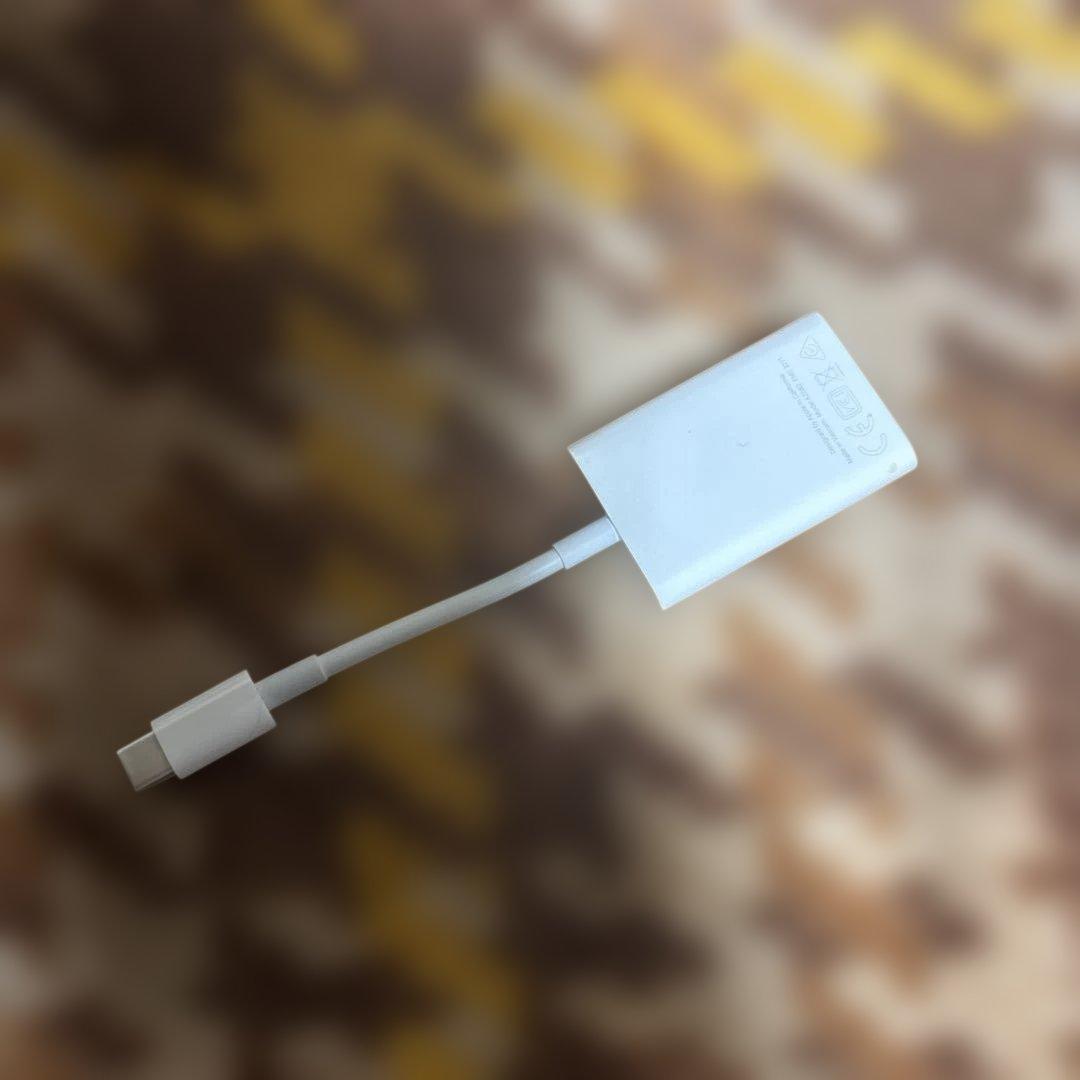 Mac book Air15インチＭ4チップ　2025