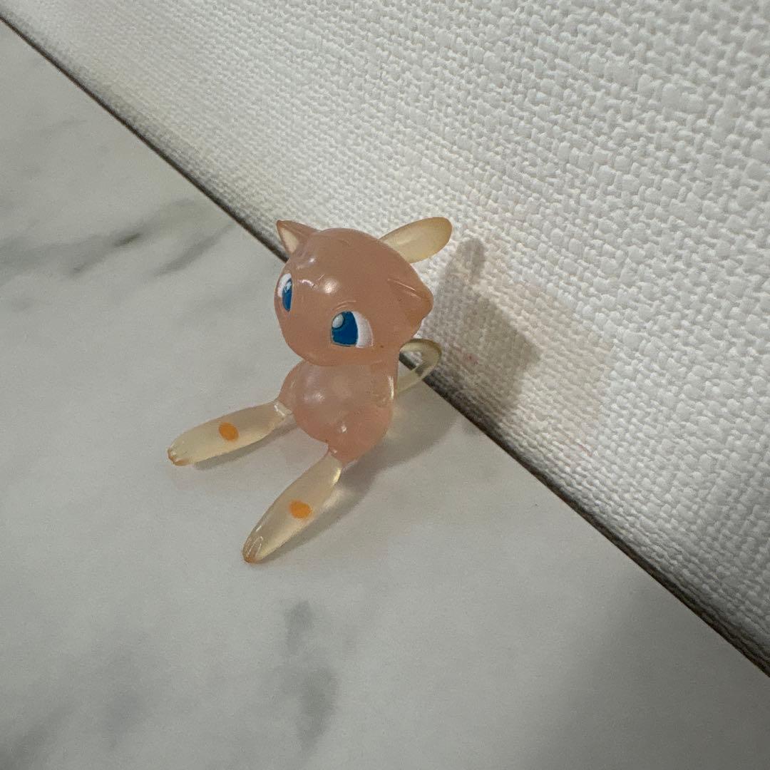 【レア】ポケモン　ポケモン映画　5周年記念フィギュア　ミュウ　クリア