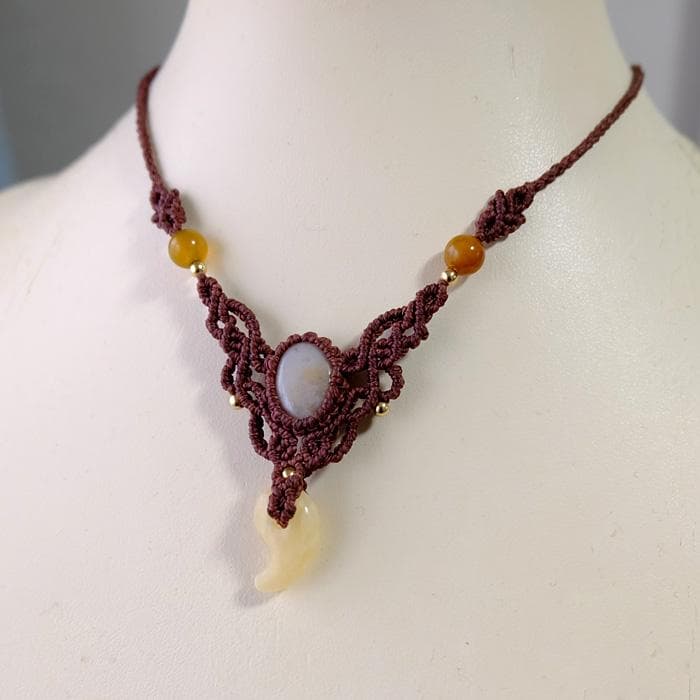 アラゴナイト 勾玉・アゲート（瑪瑙） マクラメ編みチョーカーネックレス 3807
