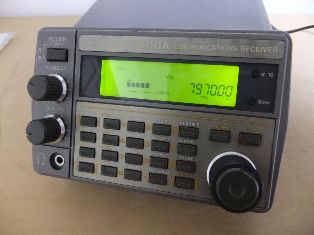 ☆ＡＯＲ　0.1～2036MHz広帯域受信機　ＡＲ３０００Ａ（現状渡し）☆