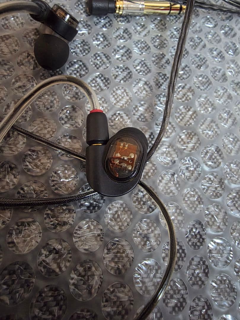 オーディオテクニカ　ATH-E70 モニターイヤホン