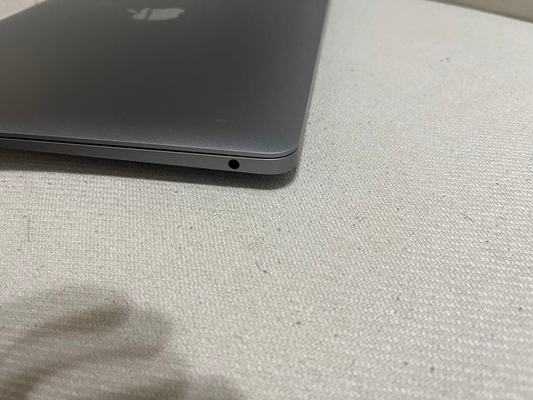 MacBook本体 MacBook Air M1 2020 8GB 256GB