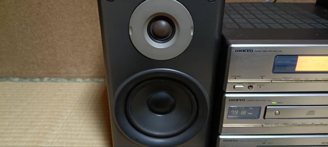 【希少】ONKYO ミニコンポ ESSAYスピーカー付