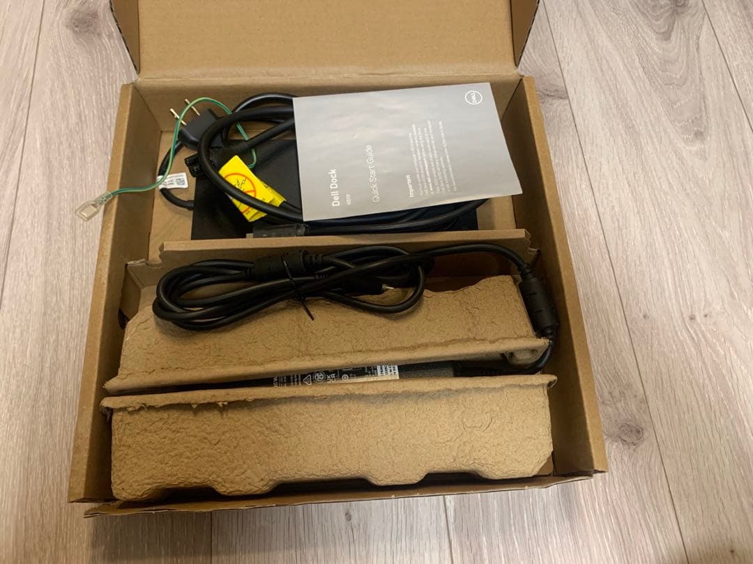 DELL DOCKドッキングステーションWD19 180W