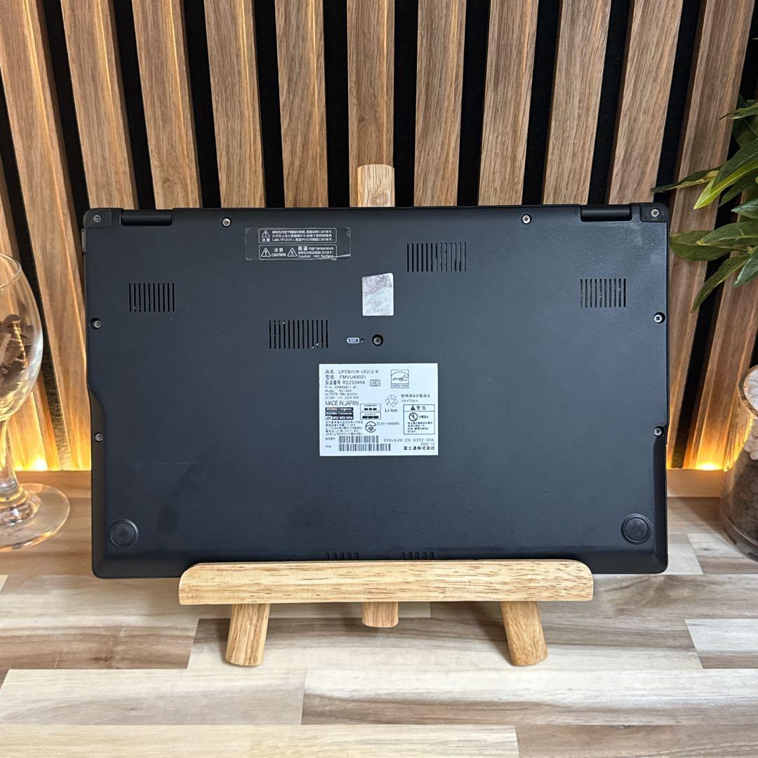 2022年モデル‼️LIFEBOOK☘️第12世代☘軽量☘️FHD☘️人気ノートパソコン