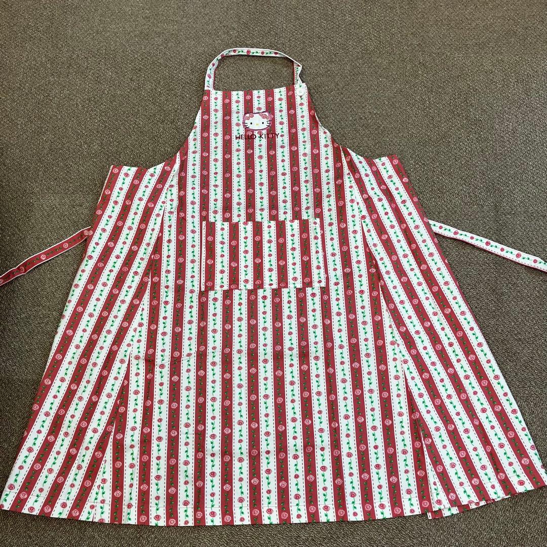希少 美品 平成レトロ サンリオ ハローキティ 薔薇 エプロン 2000年
