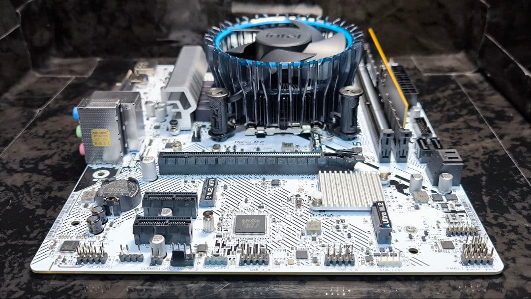 セット売り!! ASRock B760M I5-13400F DDR5 16G