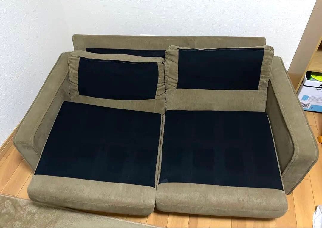 【10/25まで出品・送料込たのめるメル便】2人掛けコーデュロイソファ ブラウン