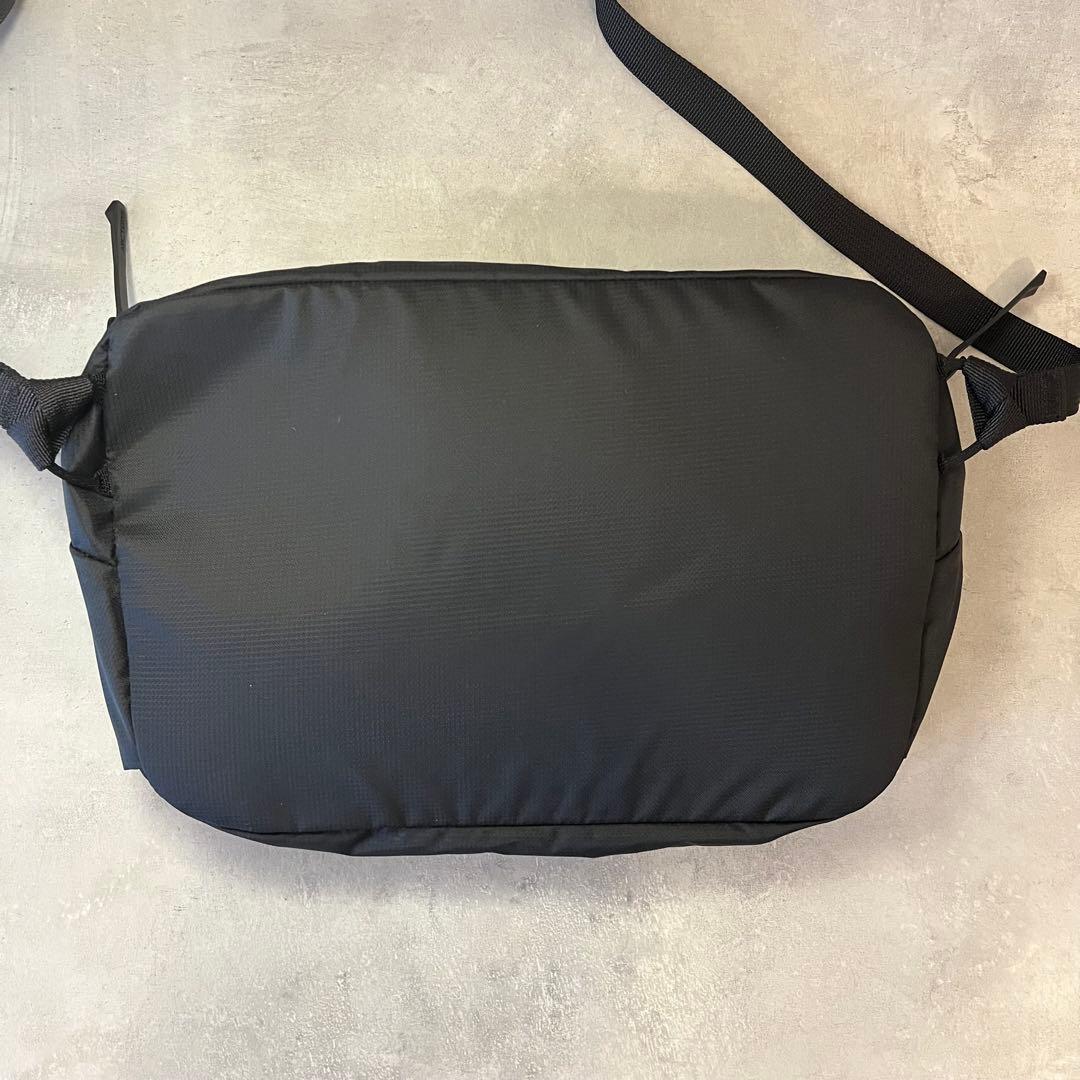 アークテリクス ARCTERYX ヒリアド6クロスボディ バッグ