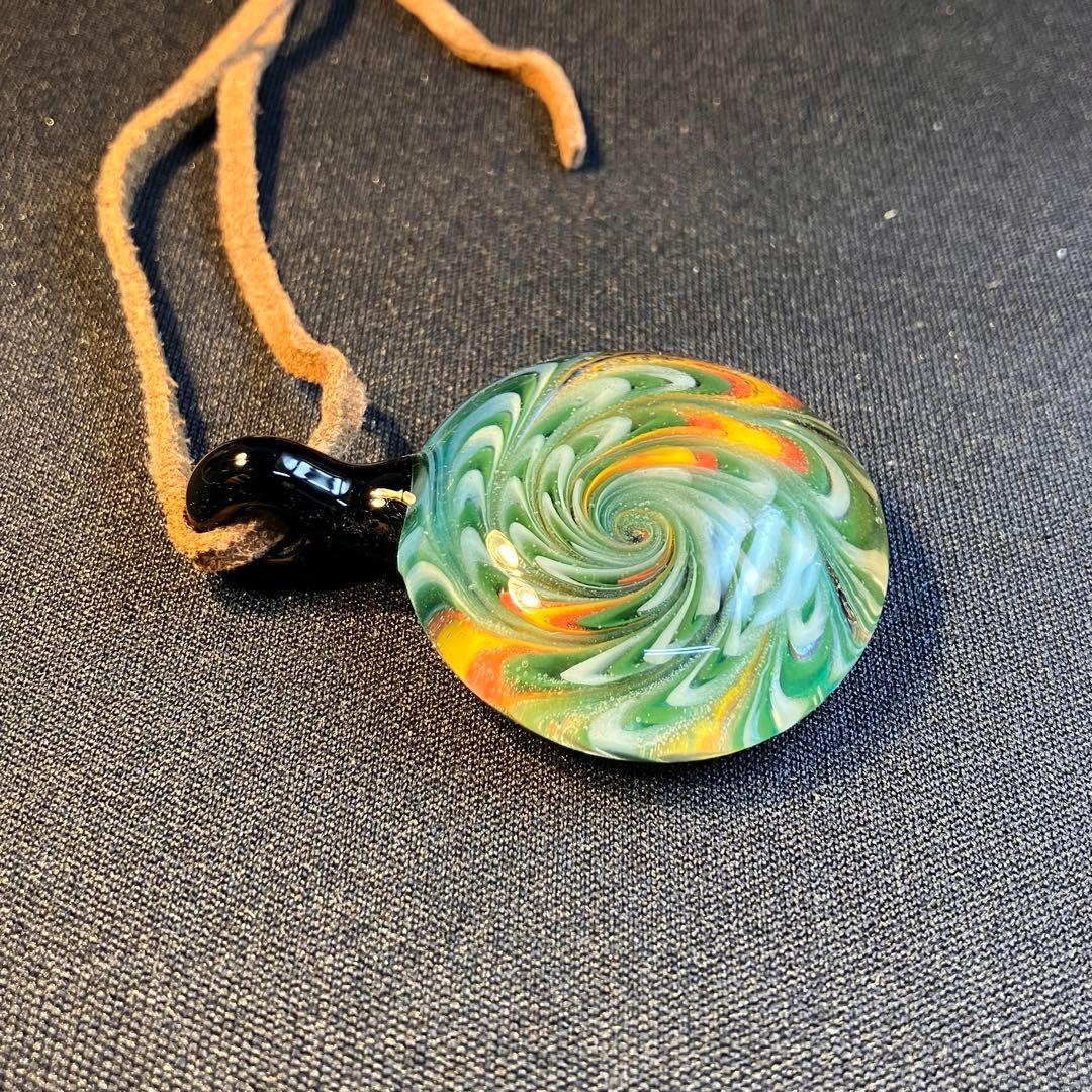 XODAS ペンダント ボロシリケイトガラス Flying High