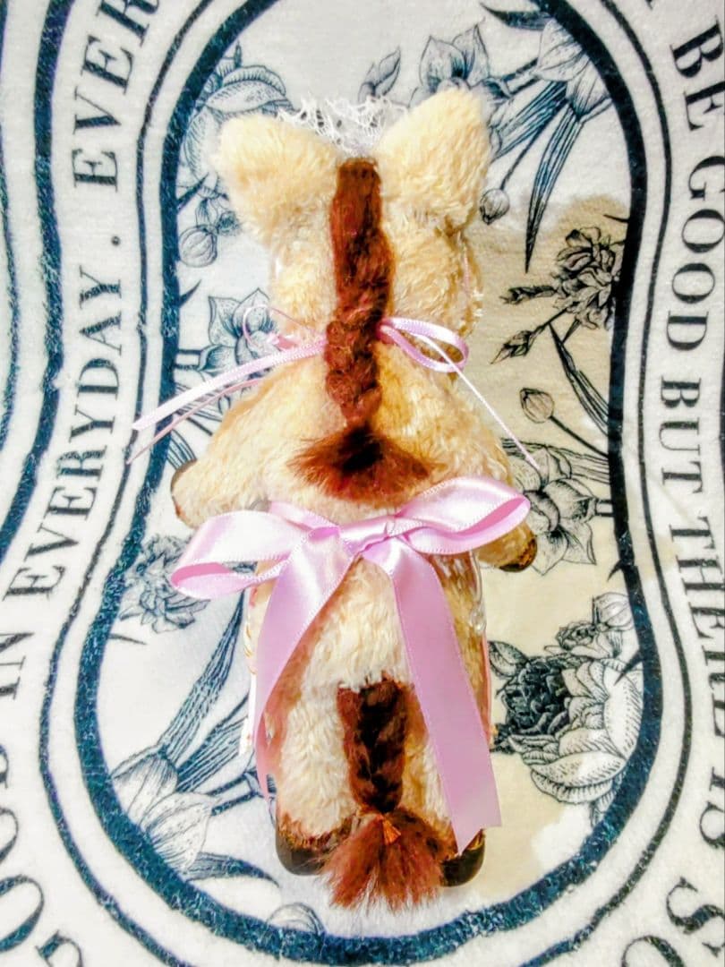 ウエートレス ポニーちゃん (ミルクラテ) 午年 馬 ぬいぐるみ