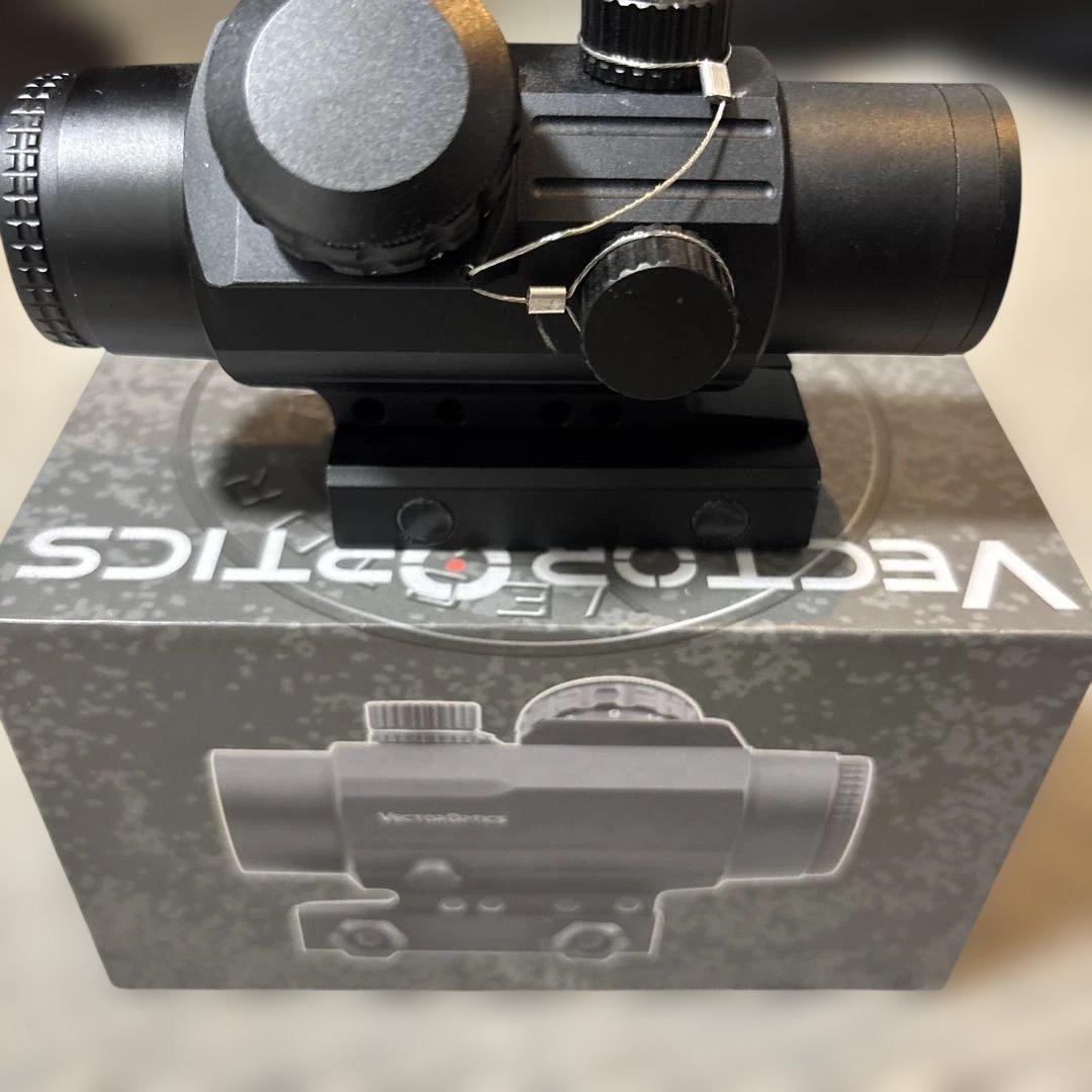 トイガン Vector Optics Calypos 1x30