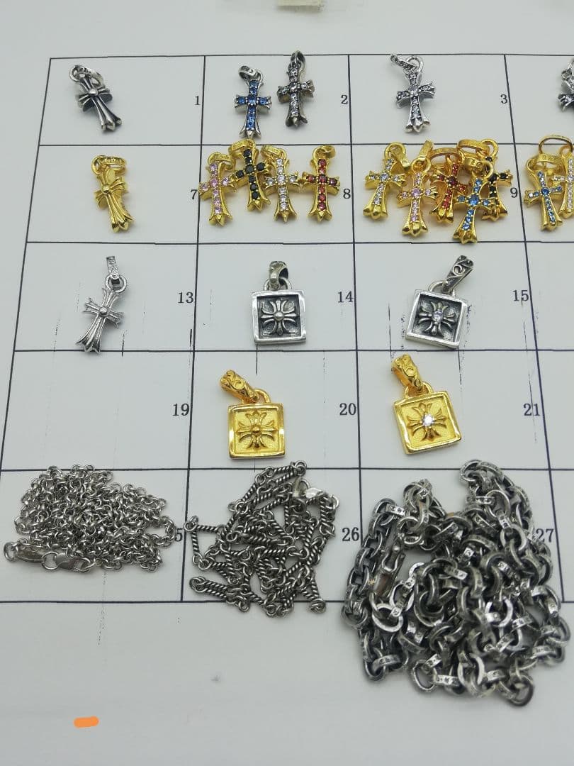 ハンドメイドアクセサリー専用ページ