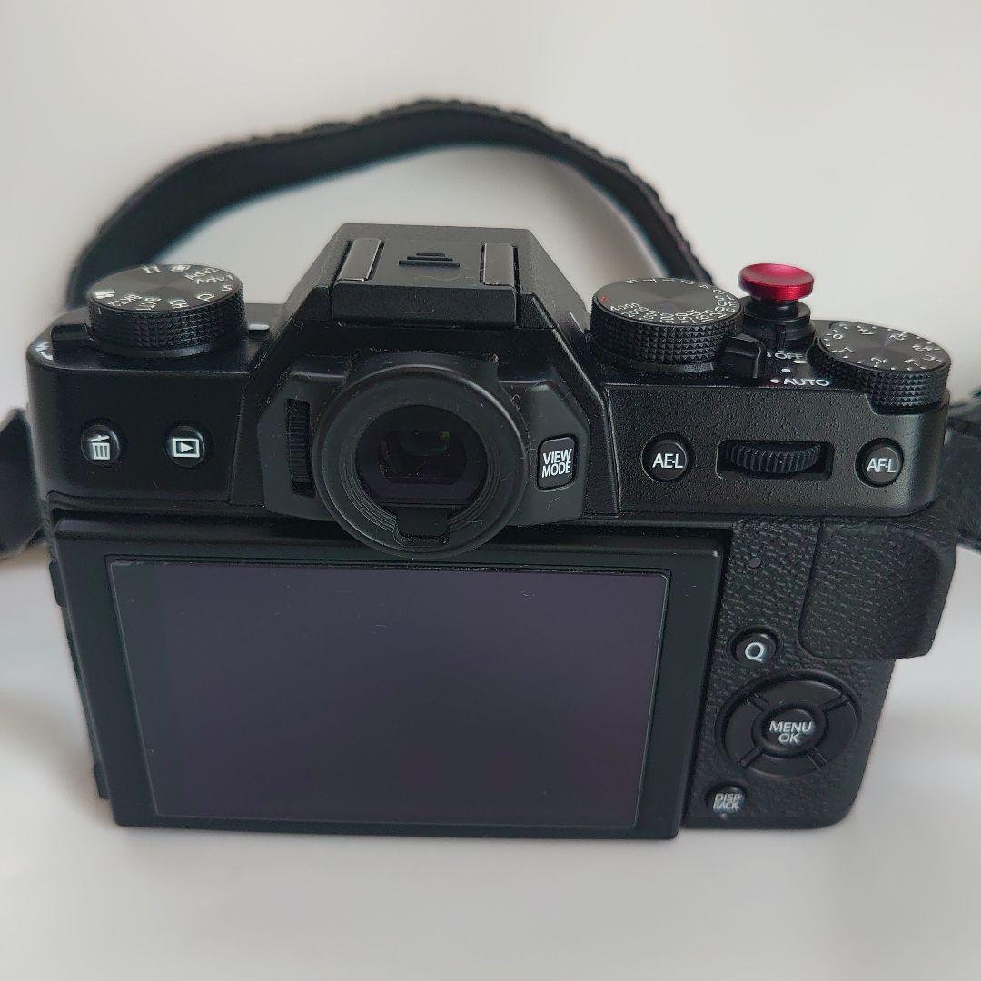 【美品】Fujifilm X-T20 デジタル一眼レフ 純正バッテリー2個付き
