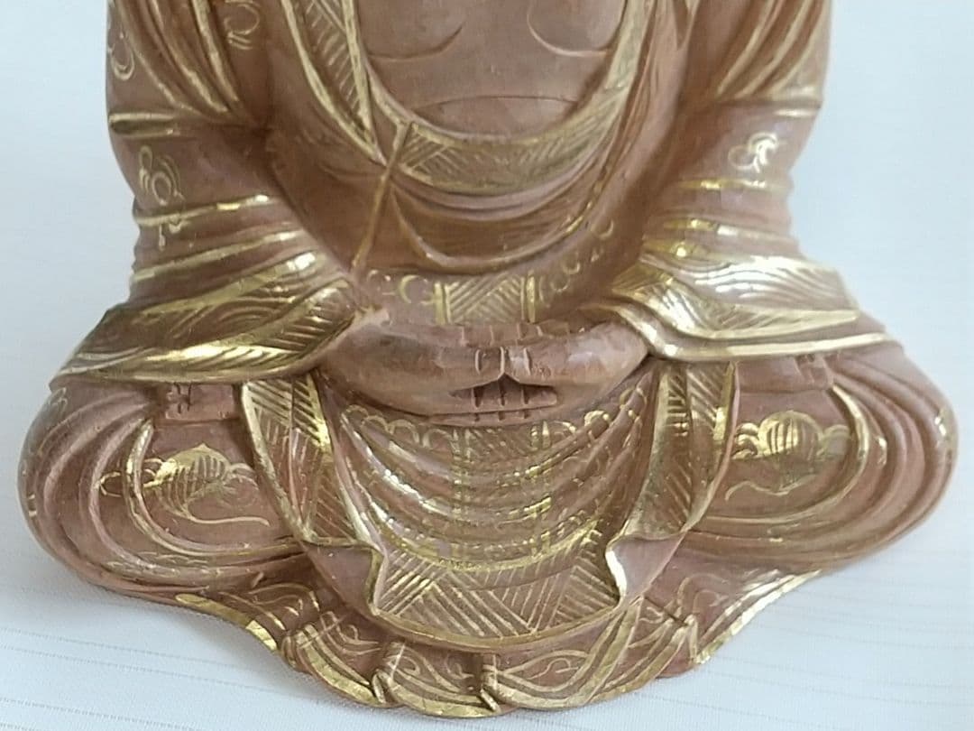 釈迦如来坐像 2.5寸 #328 像のみ 金彩有 お釈迦さま ◆白檀 木彫 仏像