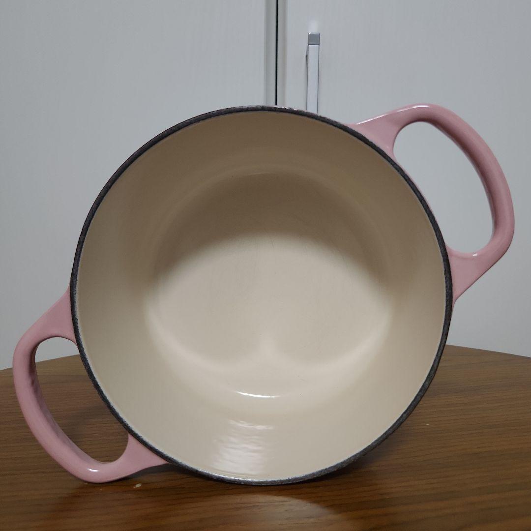 【LE CREUSET】ココットロンド 両手鍋 直径：約16cm ピンク