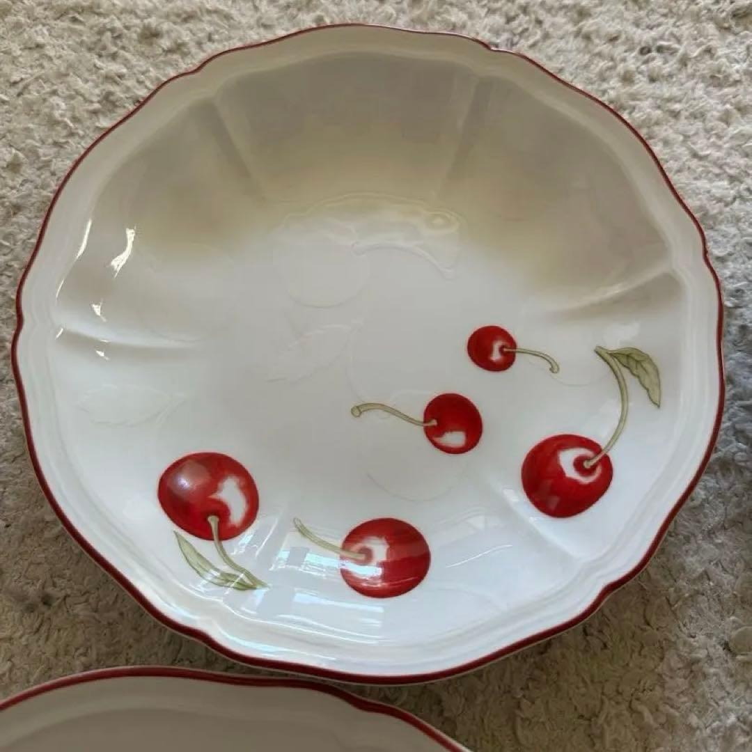 リチャードジノリ チェリー27cm×2枚,20cm×2枚