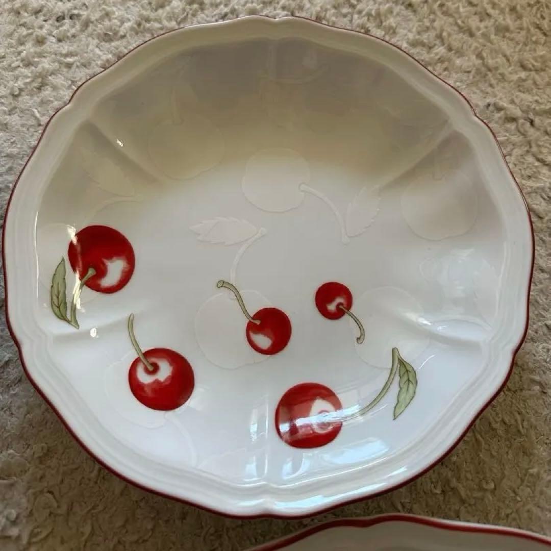 リチャードジノリ チェリー27cm×2枚,20cm×2枚