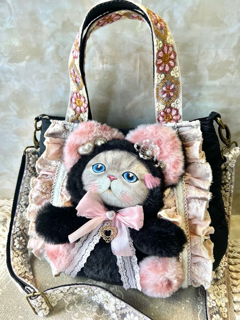 コヤンイサムチョン　Lサイズルミ　刺繍キルトのコロりんバッグ&スマホショルダー