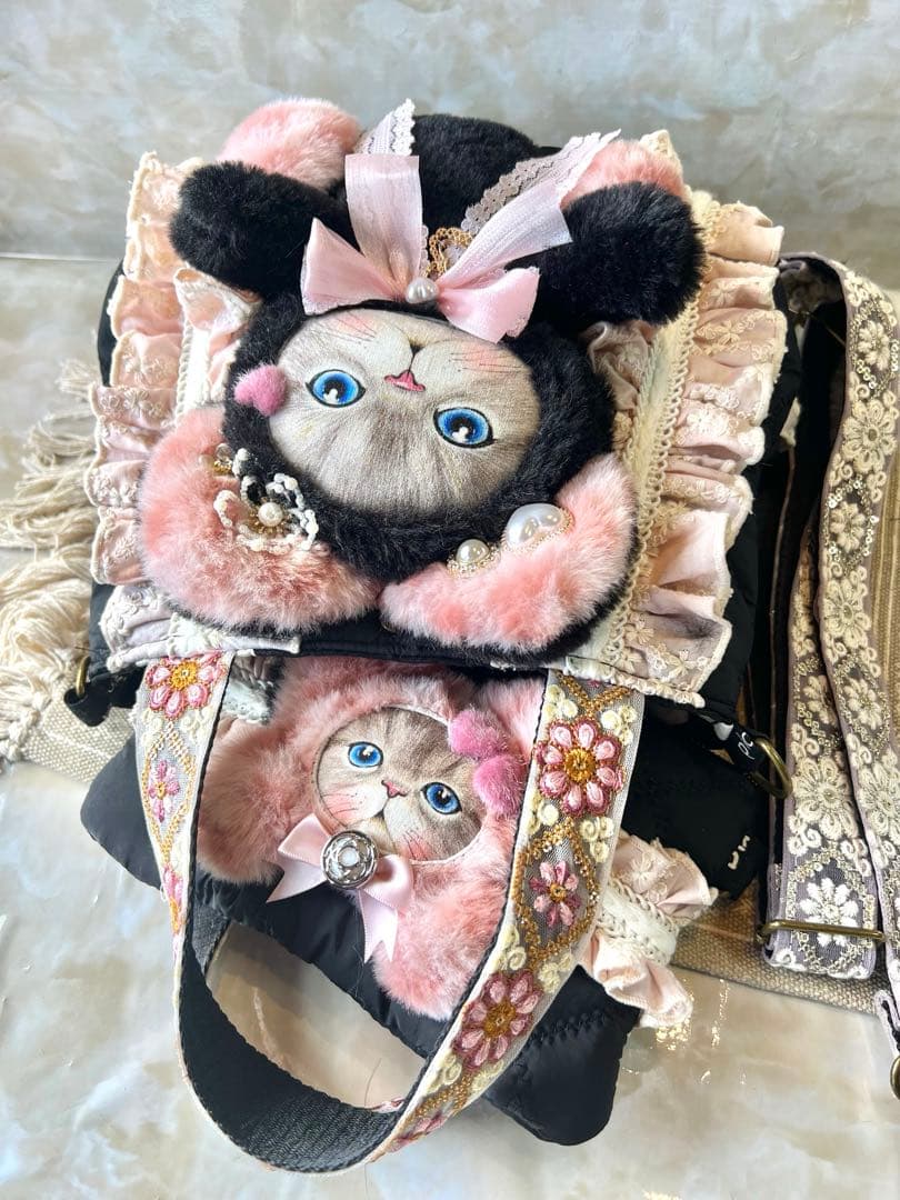 コヤンイサムチョン　Lサイズルミ　刺繍キルトのコロりんバッグ&スマホショルダー