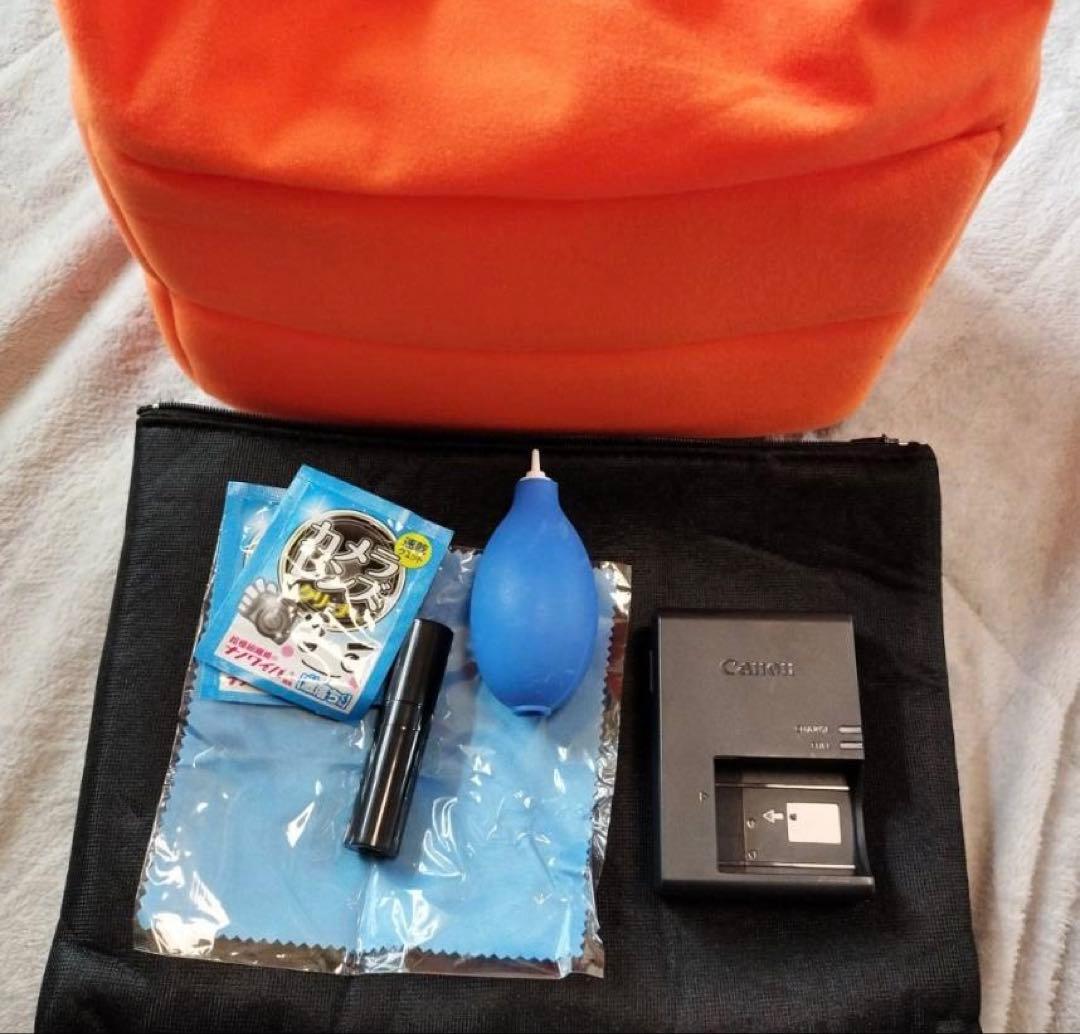 Canon EOS Kiss X10 ダブルズームキット クリーニングキット付き