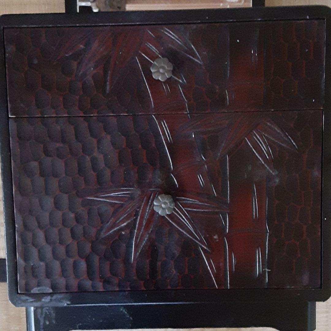 鎌倉彫りの化粧台