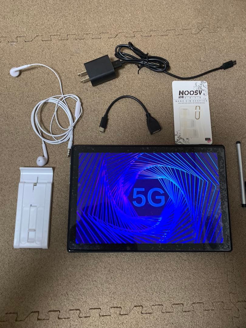 Android 本体と付属品　10インチタブレット