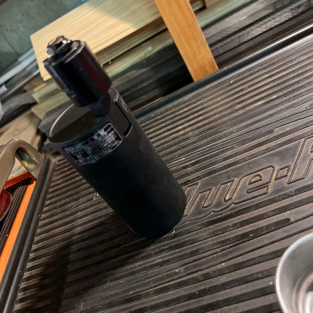 ブラック円筒形LEDスポットライト　コイズミ　ダクトレール用　4個