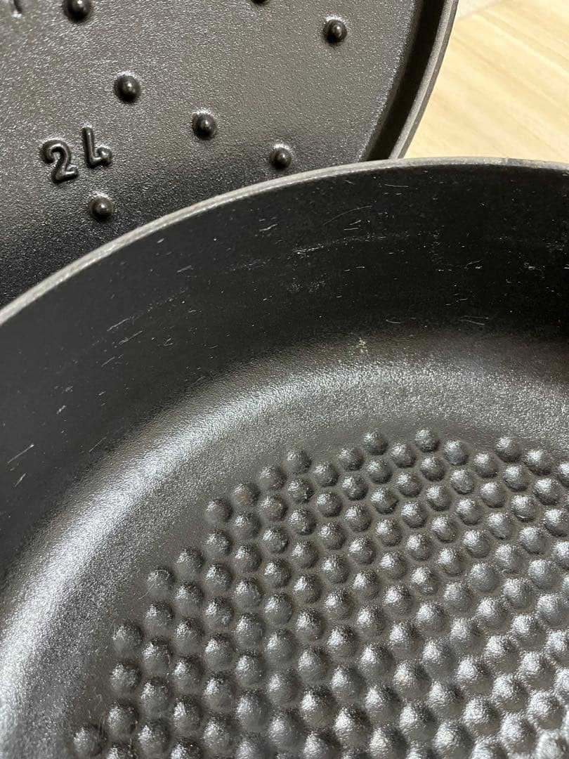 STAUB ニタベイユ ソテーパン ライトグレー　24cm