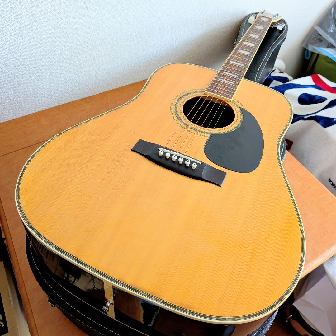 PRO　Matinアコースティックギター縦ロゴ　 スプルーストップ