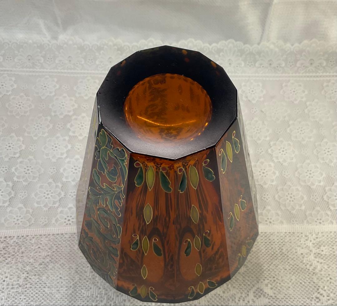 窯彩硝子　雨宮喜能登　茶色の八角形花瓶 植物模様