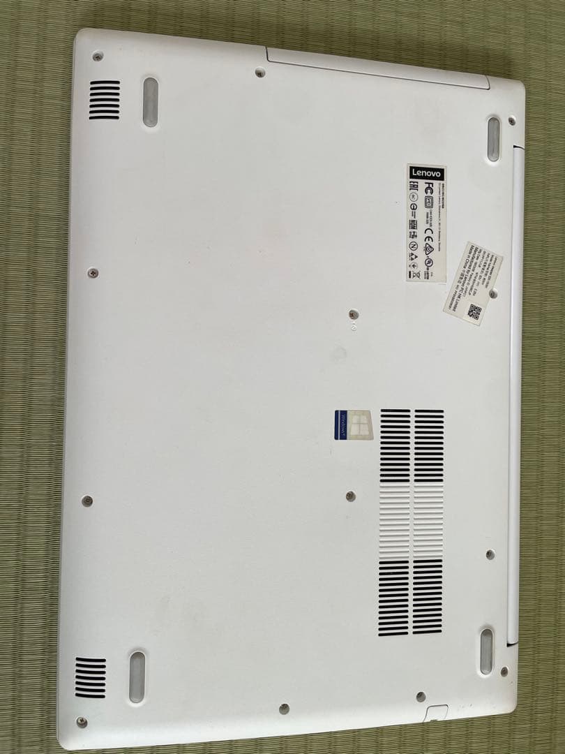 【美品・大容量1TB】Lenovo ideapad 320 ホワイト ノートPC