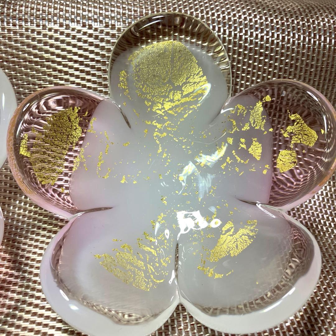 銀座WAKO 玻璃の匠 マルティグラス 金彩 小鉢 金箔入　桜型　未使用シール付