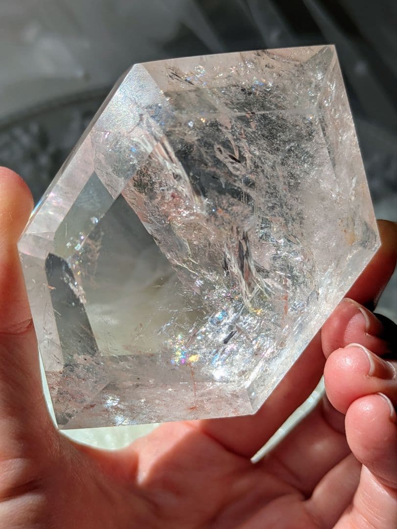 高品質♡ピンクアゼツライト（通称） ピンククリアクォーツ♡ シールドカット　虹