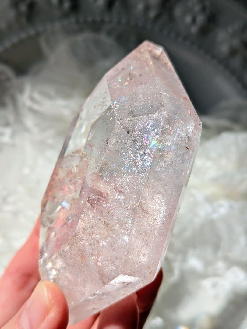 高品質♡ピンクアゼツライト（通称） ピンククリアクォーツ♡ シールドカット　虹
