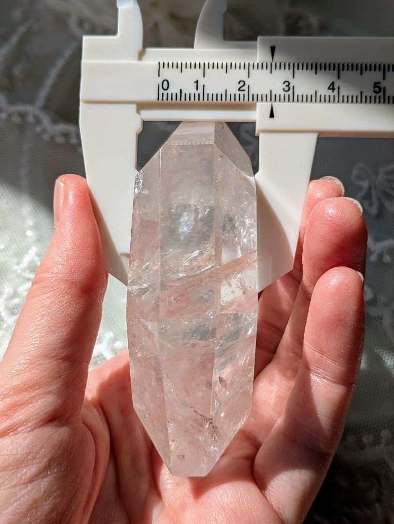 高品質♡ピンクアゼツライト（通称） ピンククリアクォーツ♡ シールドカット　虹