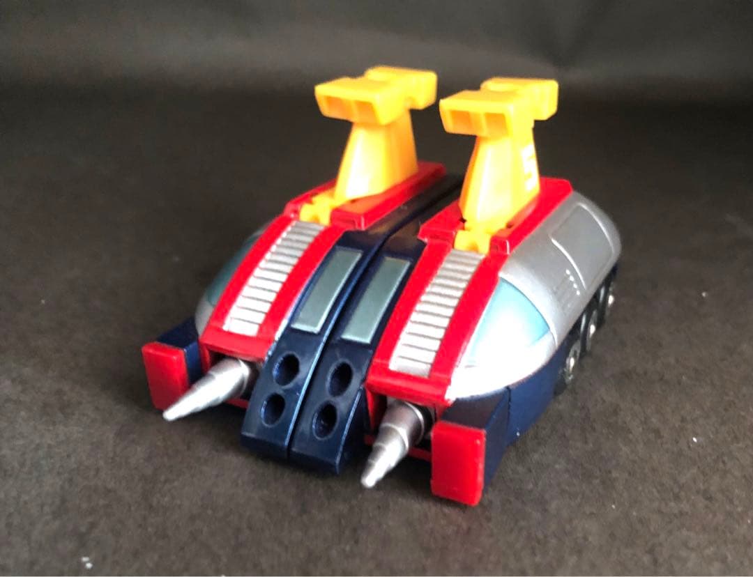 バンダイ 超合金魂 GX-03 超電磁ロボ コン・バトラーV