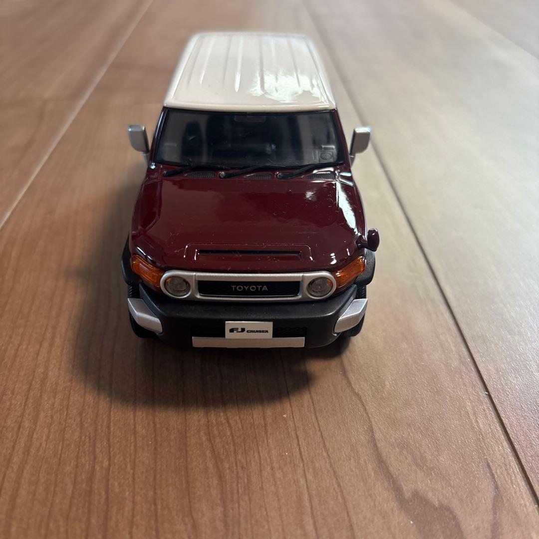 【非売品】TOYOTA FJクルーザー色見本ミニカー　ツートンブリックレッドメタ