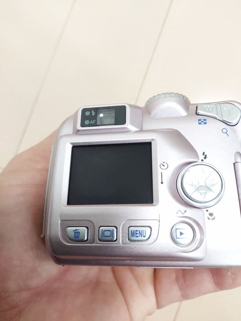 希少 Nikon ニコン COOLPIX 2100 ピンク スマホ転送OK