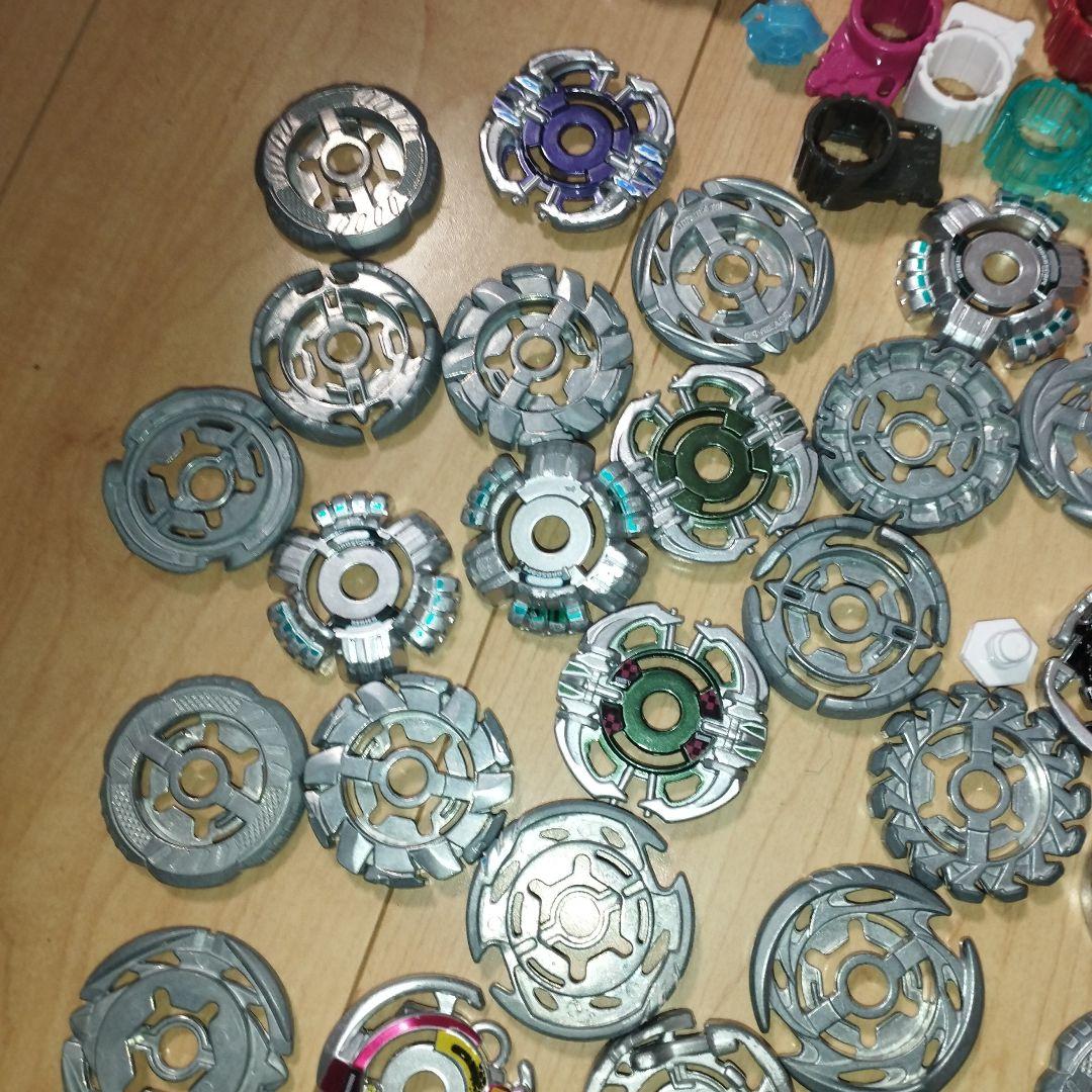 大量　メタルファイトベイブレード　まとめ売り　パーツ類